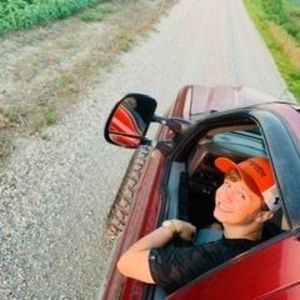 Meet your Posher, Todd